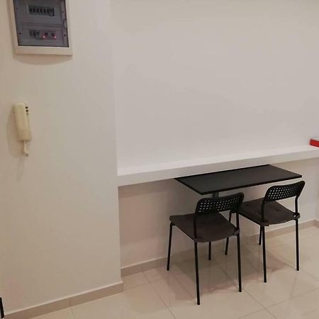 White Lux Apartment For 2 Vipgreece Athens Exterior photo