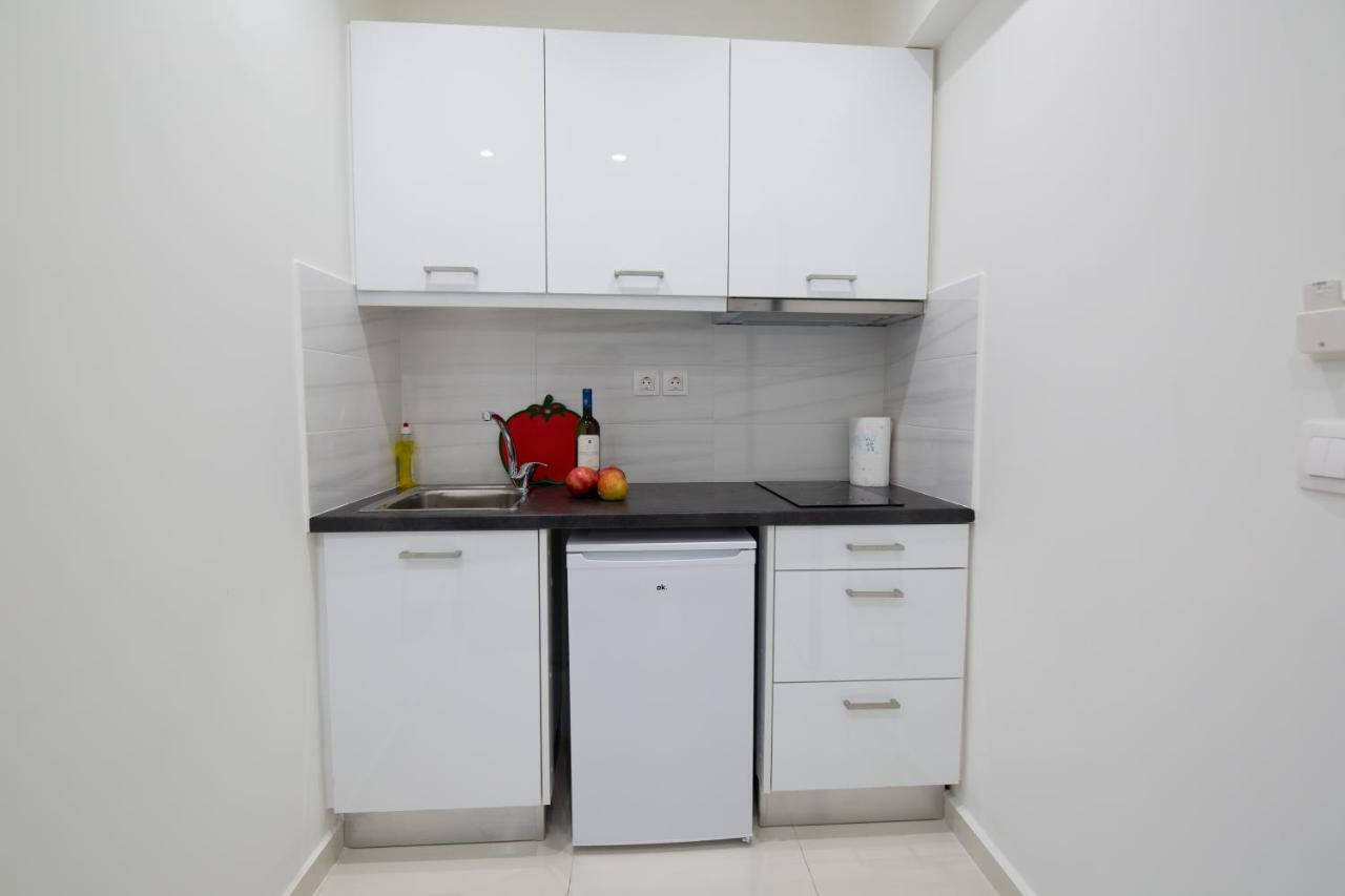 White Lux Apartment For 2 Vipgreece Athens Exterior photo