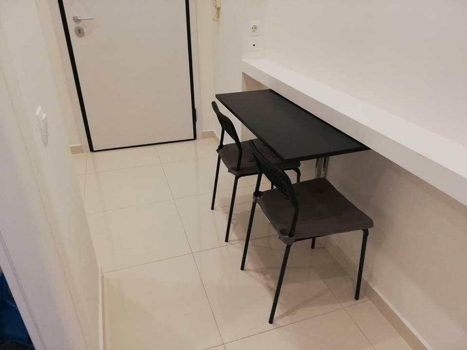 White Lux Apartment For 2 Vipgreece Athens Exterior photo
